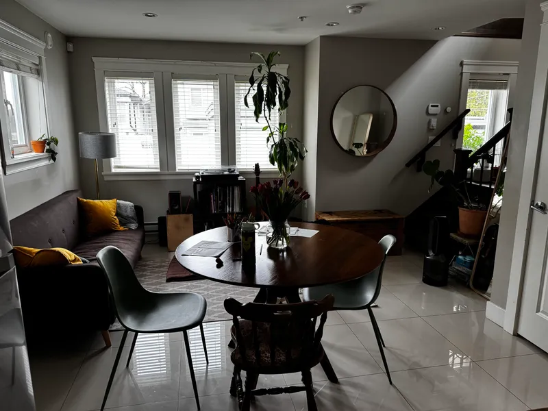 1865 E 37TH AVENUE - photo 4 of 22