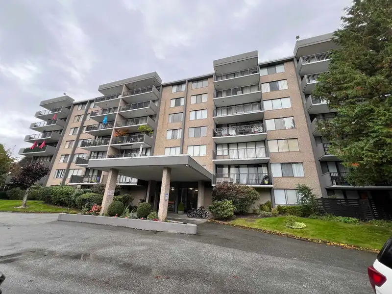 311 9320 PARKSVILLE DRIVE - photo 1 of 20