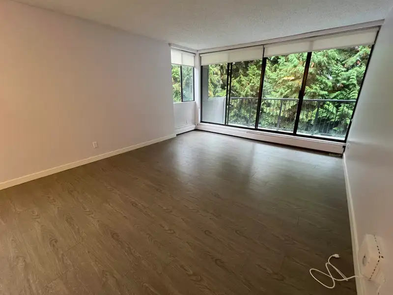 311 9320 PARKSVILLE DRIVE - photo 4 of 20