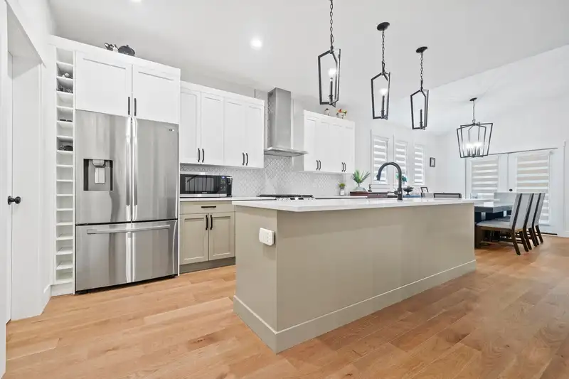 50986 SOPHIE CRESCENT - photo 3 of 33