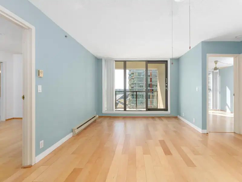 1605 789 DRAKE STREET - photo 2 of 22