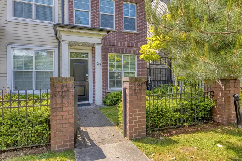 27 7458 BRITTON STREET - photo 3 of 37