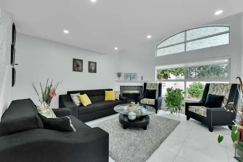 5 7250 122 STREET - photo 1 of 37
