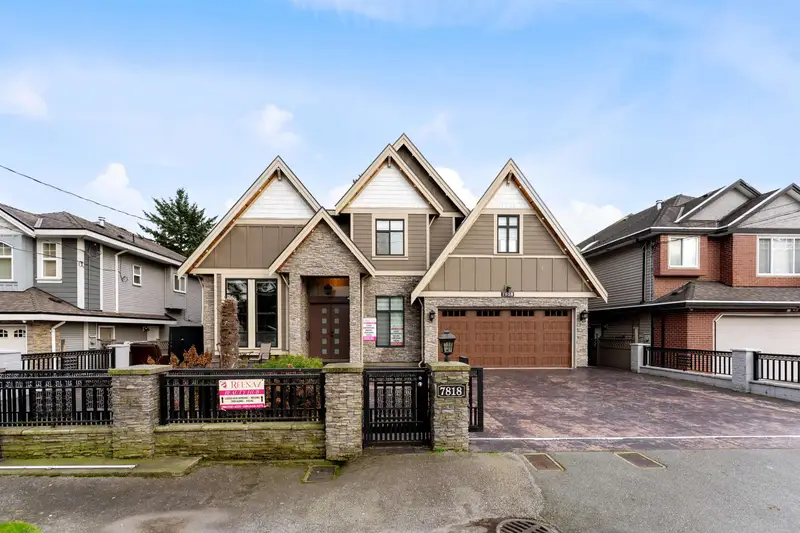 7818 127 STREET - photo 2 of 25