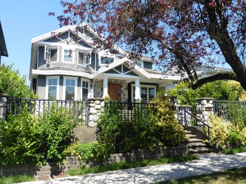 1819 HAMILTON STREET - photo 1 of 40