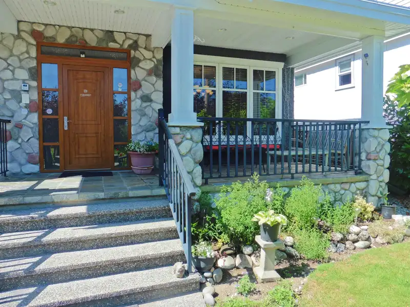 1819 HAMILTON STREET - photo 2 of 40