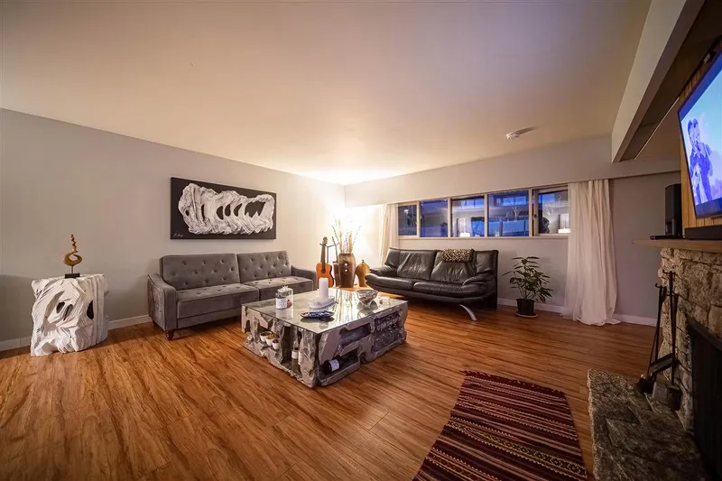 1144 OTTABURN ROAD - photo 2 of 25