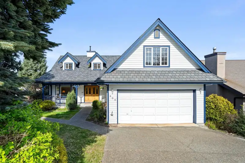 600 CLEARWATER WAY - photo 1 of 40