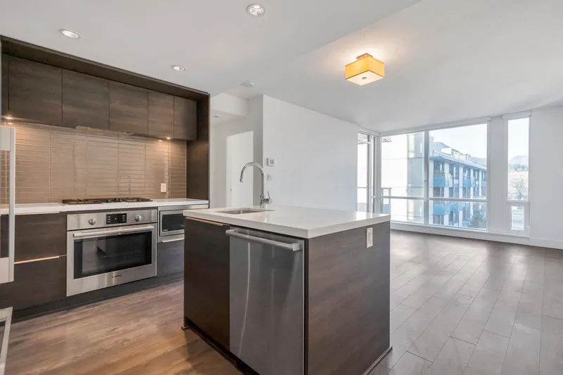 601 1550 FERN STREET - photo 4 of 25