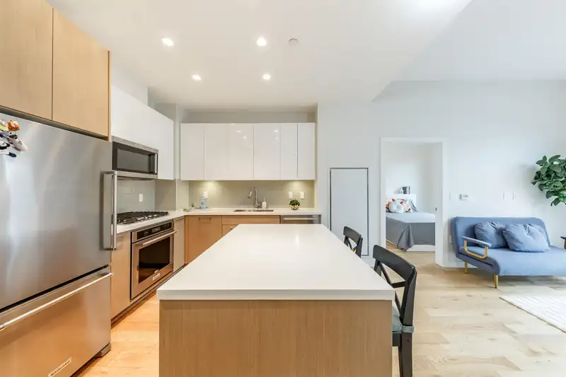 712 5311 CEDARBRIDGE WAY - photo 4 of 30