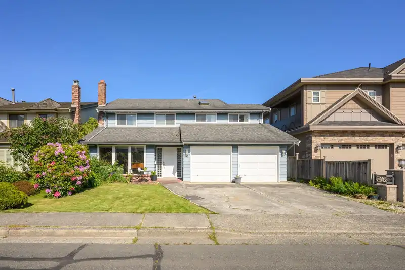 6571 DAKOTA DRIVE - photo 2 of 25