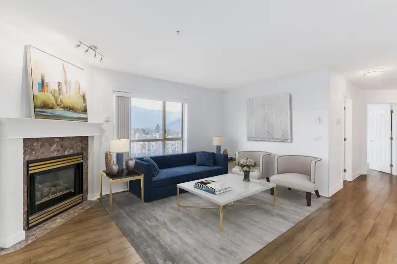 604 45745 PRINCESS AVENUE - photo 1 of 23