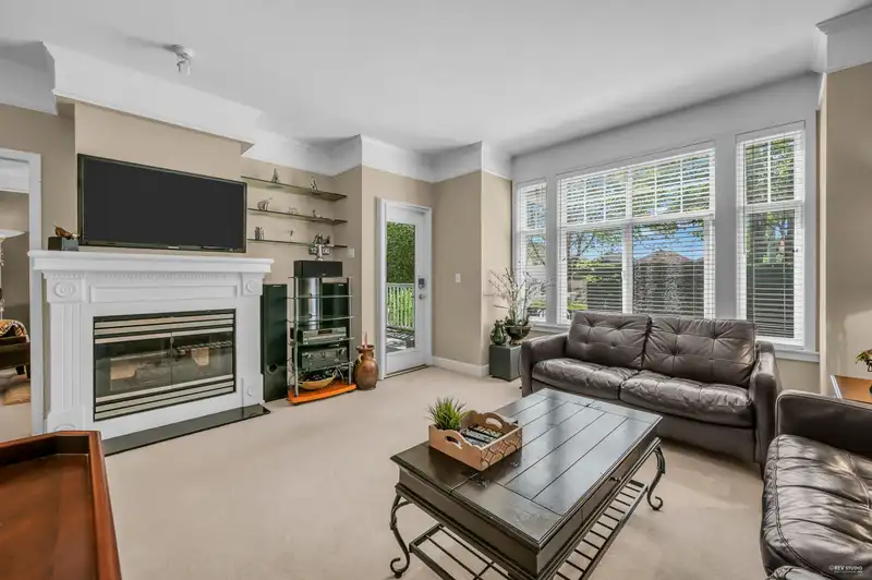 6 3591 GRANVILLE AVENUE - photo 3 of 36