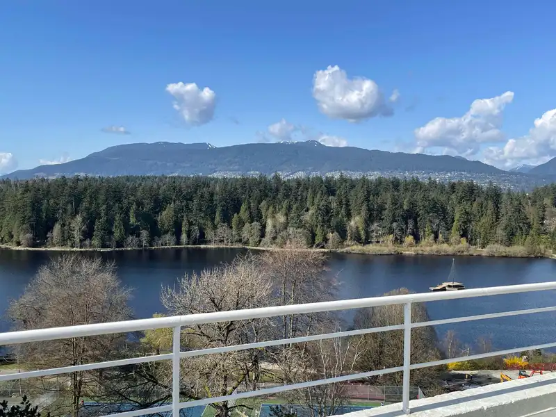 803 1960 ROBSON STREET - photo 1 of 38