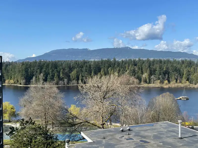 803 1960 ROBSON STREET - photo 2 of 38