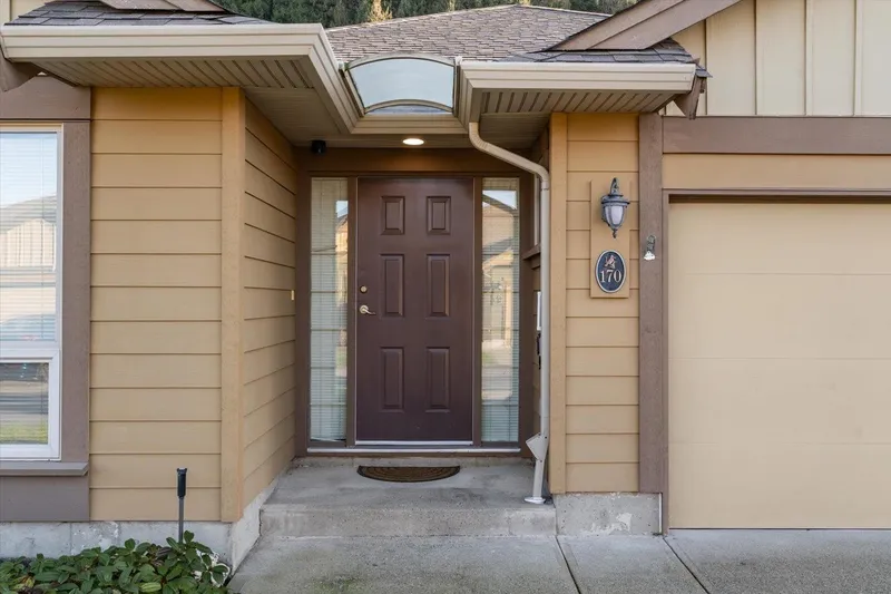 170 46000 THOMAS ROAD - photo 3 of 25