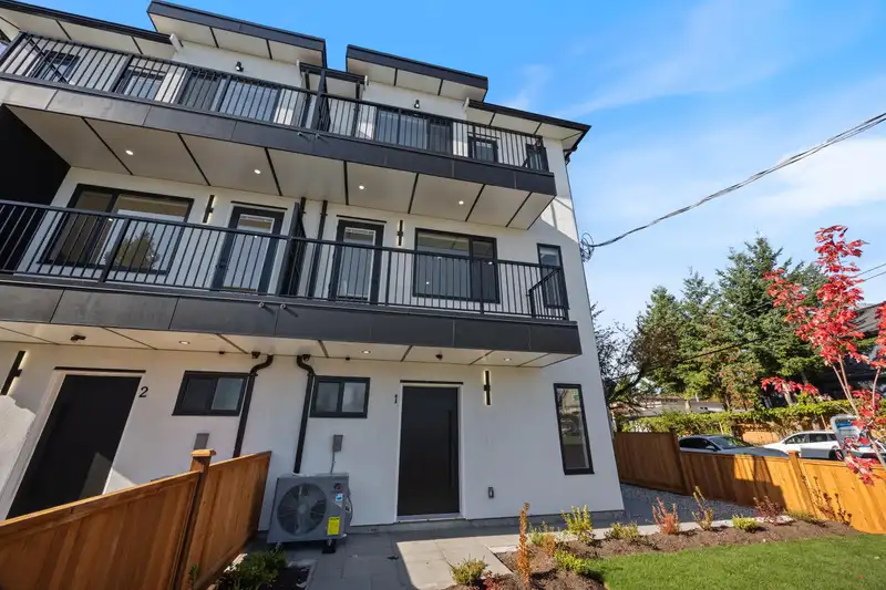 1 4170 HURST STREET - photo 2 of 40