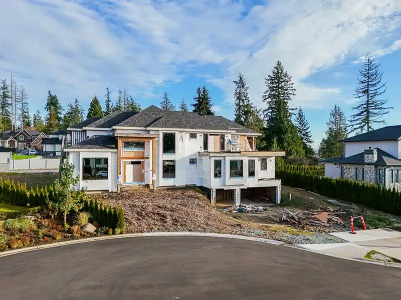 5758 131A STREET - photo 1 of 39
