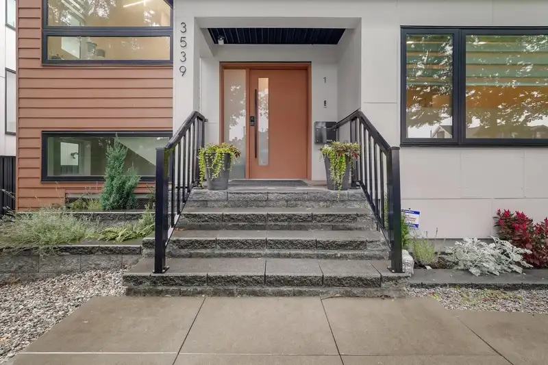 3539 E 22ND AVENUE - photo 2 of 39