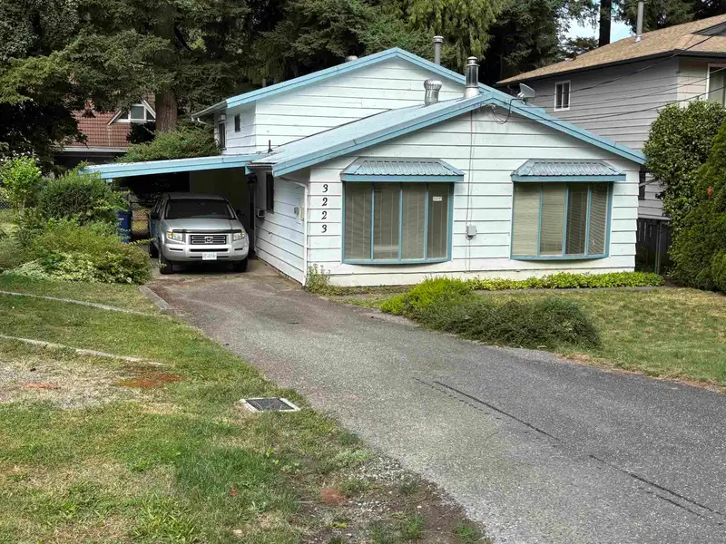 3223 CHESTNUT STREET - photo 2 of 29