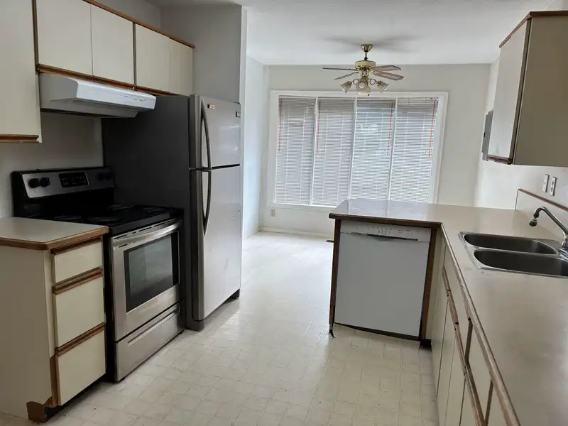 3223 CHESTNUT STREET - photo 3 of 29