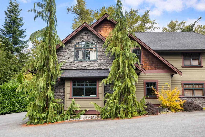 22441 79 AVENUE - photo 2 of 25