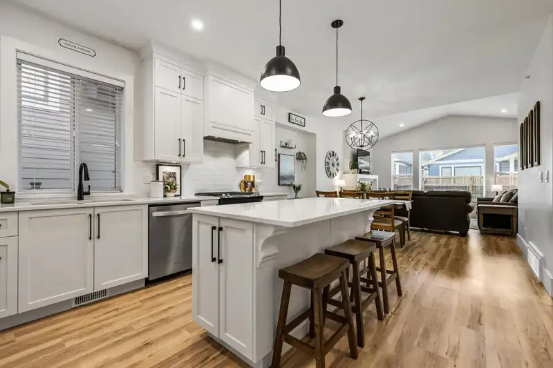 36 46211 PROMONTORY ROAD - photo 2 of 40