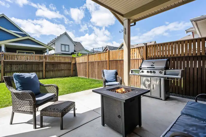 36 46211 PROMONTORY ROAD - photo 4 of 40