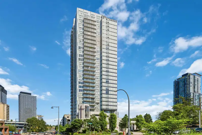 3301 13398 104 AVENUE - photo 3 of 36