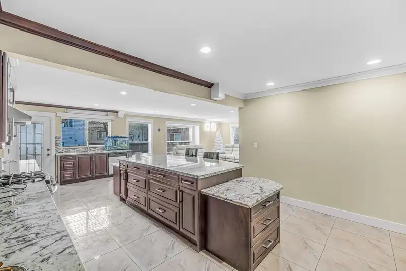 14340 HYLAND ROAD - photo 1 of 40