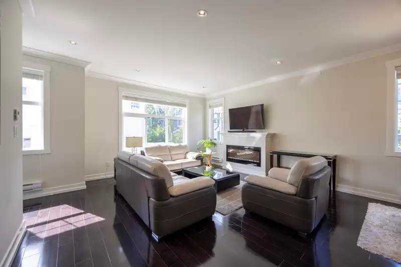 16 16458 23A AVENUE - photo 4 of 40