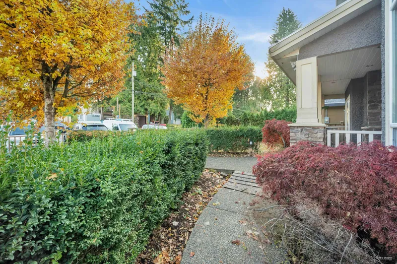 7865 ROSEWOOD STREET - photo 3 of 25