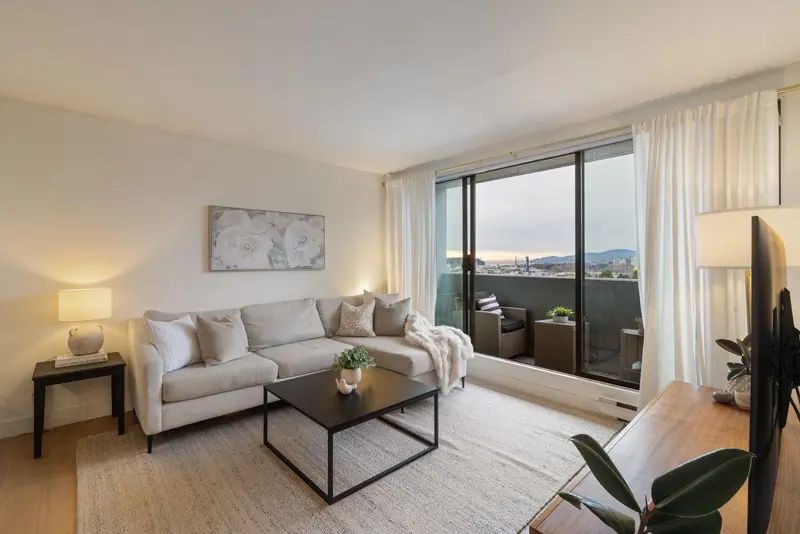 905 110 W 4TH STREET - photo 3 of 25