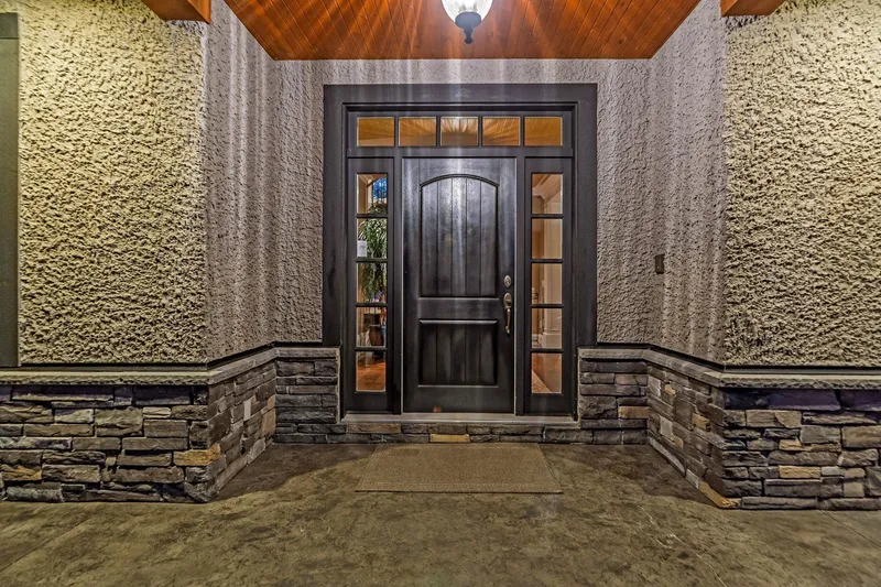 2855 146 STREET - photo 2 of 25