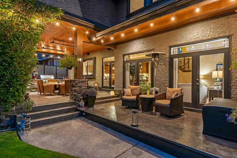 2855 146 STREET - photo 3 of 25