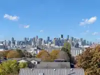 1 2554 DUNDAS STREET - thumbnail 5