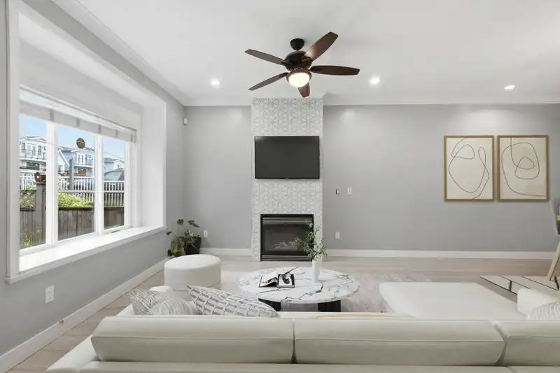 5131 MANOR STREET - photo 3 of 39