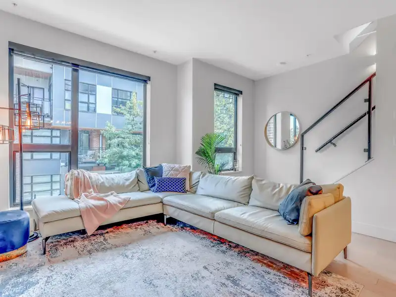 3 83 MOODY STREET - photo 4 of 18