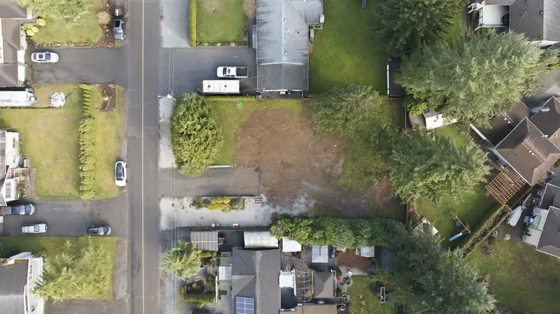 3940 205B STREET - photo 4 of 4