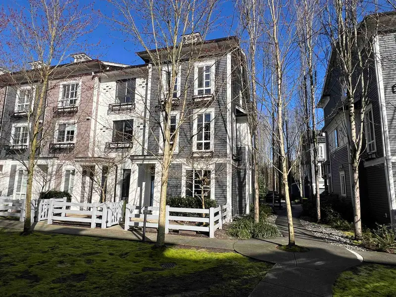 75 2428 NILE GATE - photo 3 of 22