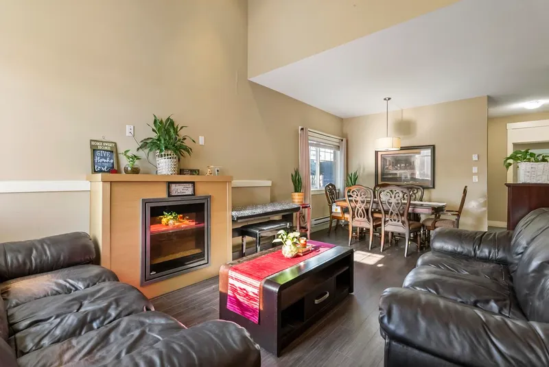 42 30748 CARDINAL AVENUE - photo 3 of 25