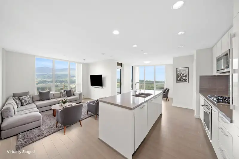 2801 3093 WINDSOR GATE - photo 1 of 40