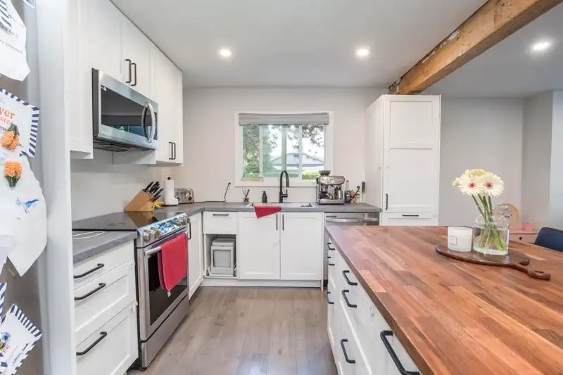 55 12180 189A STREET - photo 2 of 27