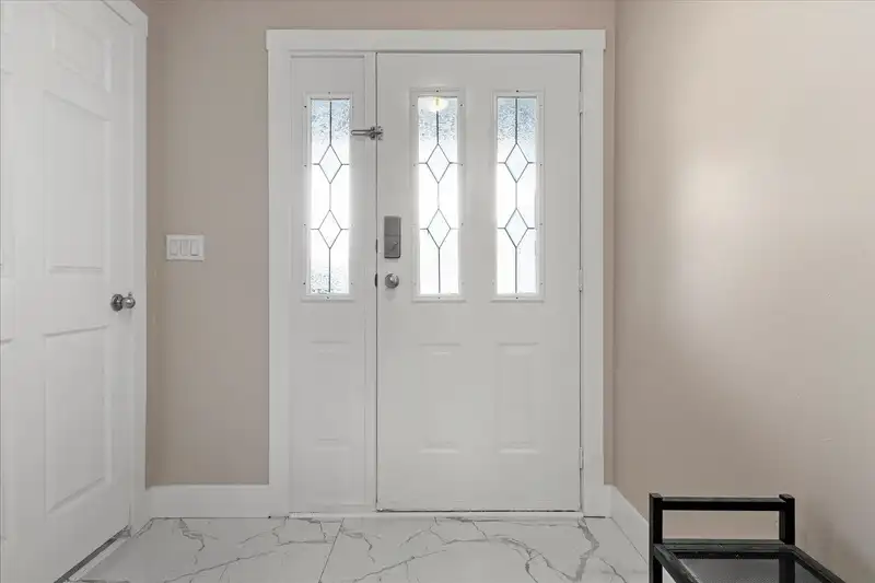 8102 KNIGHT AVENUE - photo 4 of 32