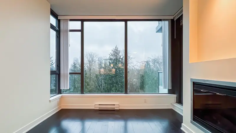 905 7088 18TH AVENUE - photo 3 of 20