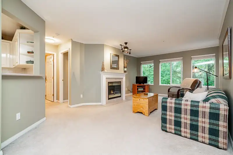 306 12155 75A AVENUE - photo 3 of 35
