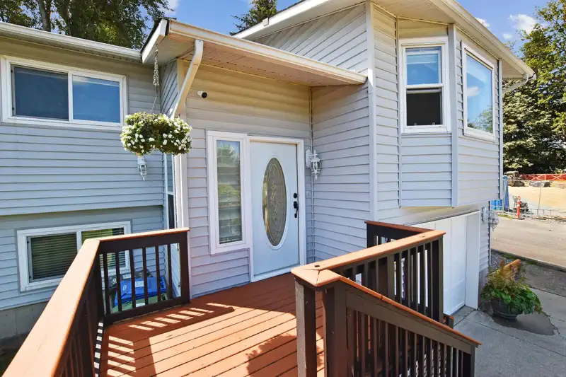 3634 BULKLEY STREET - photo 3 of 34