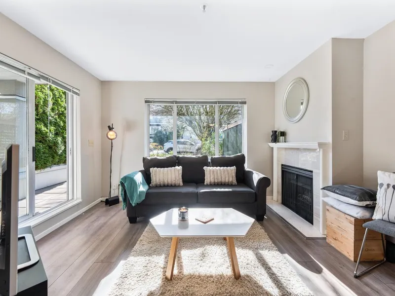 102 2195 W 5TH AVENUE - photo 1 of 25