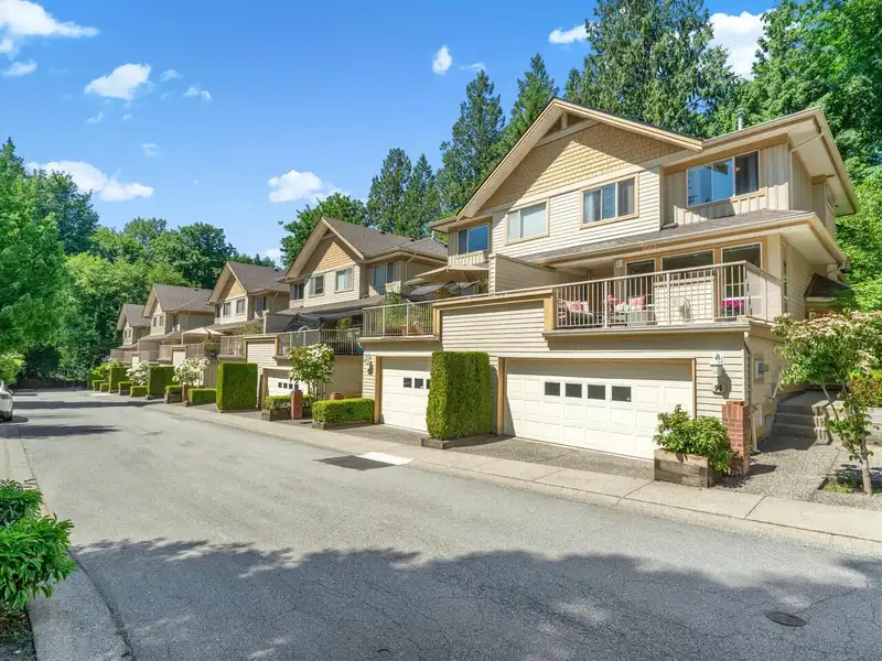 94 8701 16TH AVENUE - photo 1 of 20