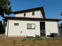 11890 GILMOUR CRESCENT - thumbnail 1